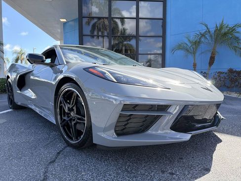 Used 2024 Chevrolet Corvette Stingray Preferred Cpe w/ 2LT image 18