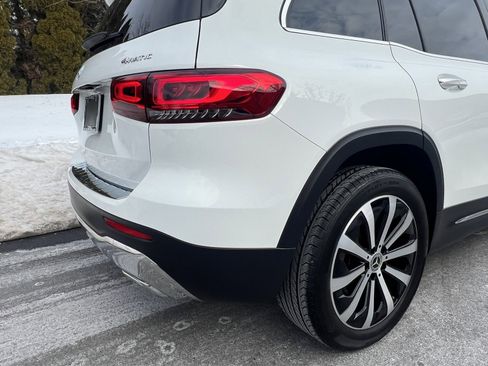 Used 2022 Mercedes-Benz GLB 250 Only 17,000 One Owner Miles - image 43