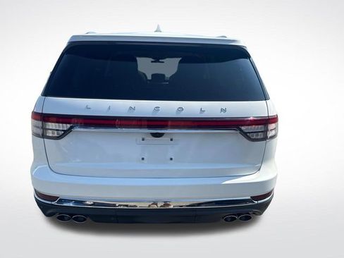 Used 2023 Lincoln Aviator Reserve w/ Equipment Group 201A image 5