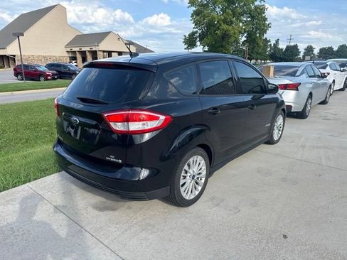 Used 2017 Ford C-MAX SE FWD image 3