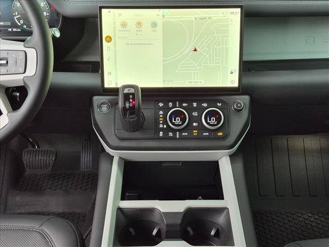New 2026 Land Rover Defender 110 S AWD/4WD image 11
