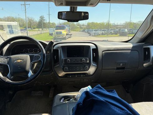 Used 2016 Chevrolet Silverado 3500 LT w/ Snow Plow Prep Package AWD/4WD image 7