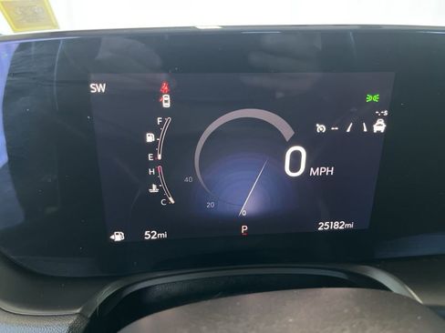 Used 2024 Buick Encore GX Preferred FWD image 8