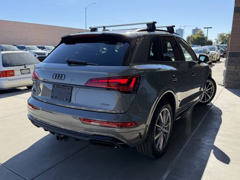 Used 2023 Audi Q5 e Premium Plus w/ Premium Plus Package image 4