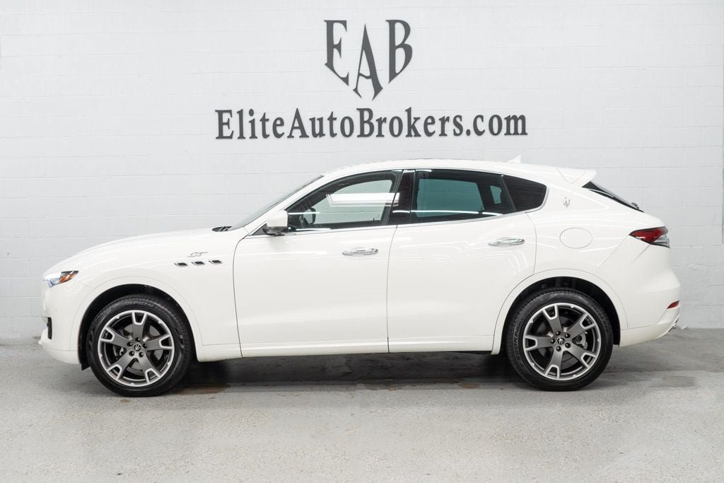 Used 2023 Maserati Levante GT AWD/4WD image 2