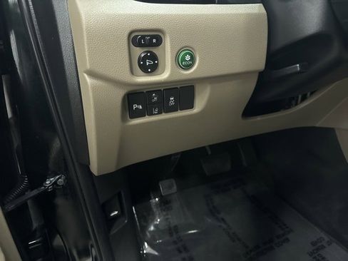 Used 2020 Honda Pilot Touring image 14