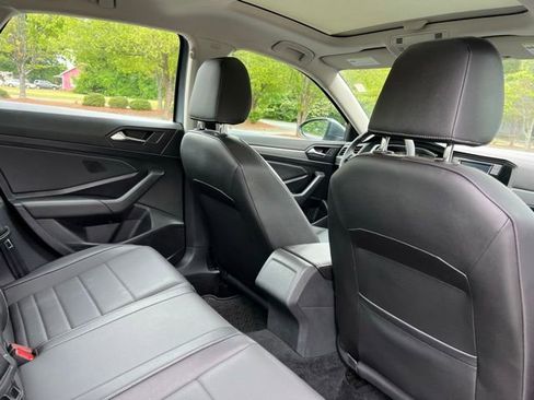 Used 2021 Volkswagen Jetta SE FWD image 18