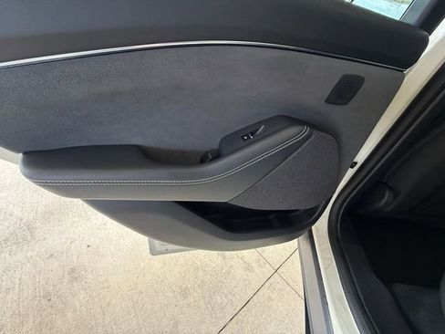 Certified 2025 Ford Mustang Mach-E GT image 23