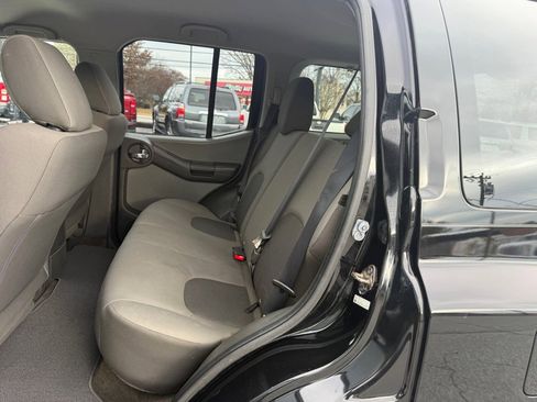 Used 2015 Nissan Xterra S w/ Value Package image 13