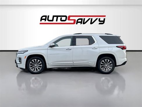 Used 2023 Chevrolet Traverse Premier image 4