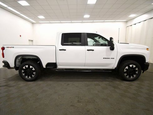 Used 2020 Chevrolet Silverado 2500 Custom w/ Custom Value Package AWD/4WD image 8