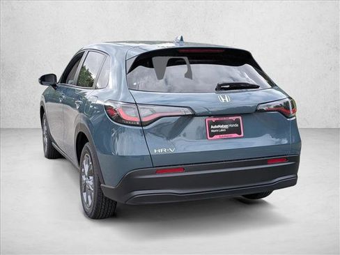 New 2026 Honda HR-V LX image 8