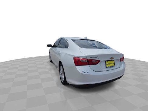 Used 2016 Chevrolet Malibu LT FWD image 7