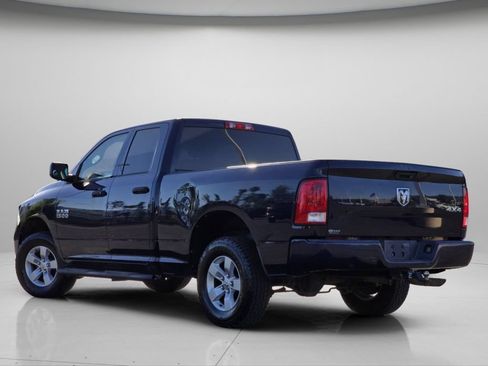 Used 2017 RAM 1500 Express AWD/4WD image 17