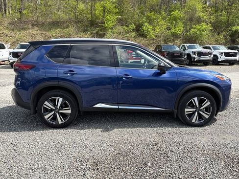 Certified 2023 Nissan Rogue SL w/ SL Premium Package image 6