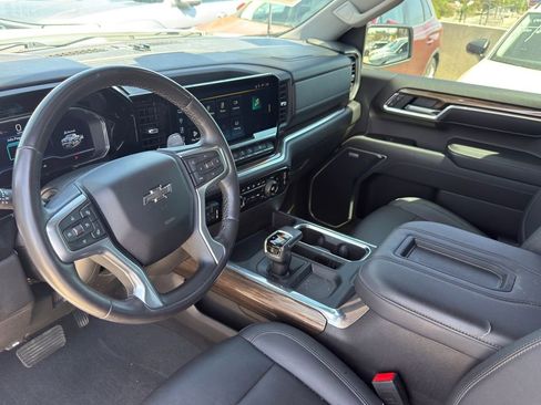 Used 2022 Chevrolet Silverado 1500 RST image 14