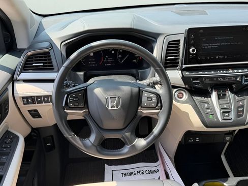 Used 2025 Honda Odyssey EX-L image 15