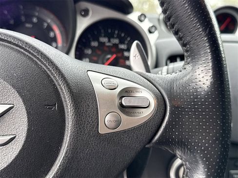 Used 2014 Nissan 370Z Coupe image 34