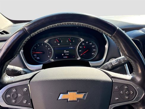 Used 2020 Chevrolet Traverse LT w/ Driver Confidence II Package image 13