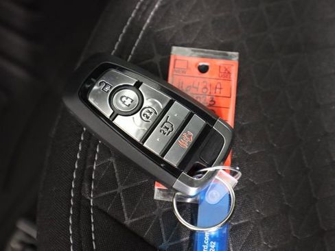 Certified 2023 Ford Escape Active AWD/4WD image 33