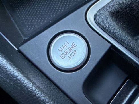 Certified 2024 Volkswagen Jetta SE FWD image 22