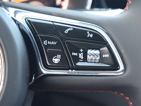 Used 2024 Bentley Continental GT V8 image 26