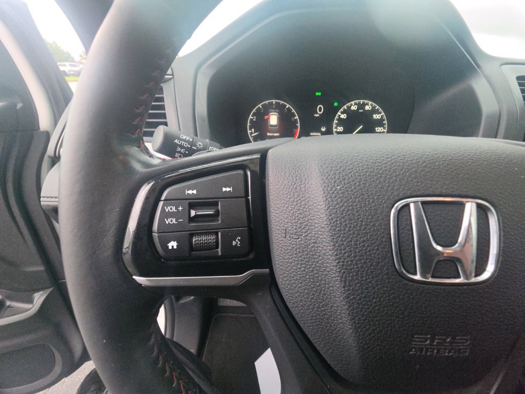 Used 2025 Honda Odyssey Sport-L image 17