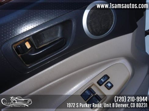 Used 2005 Toyota Tacoma 4x4 Access Cab image 36