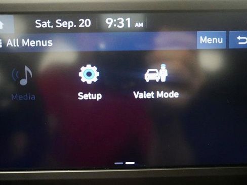 Used 2023 Hyundai Elantra SEL image 18