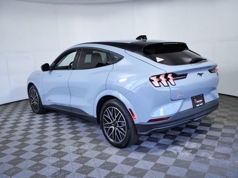 Certified 2025 Ford Mustang Mach-E Premium AWD/4WD image 4