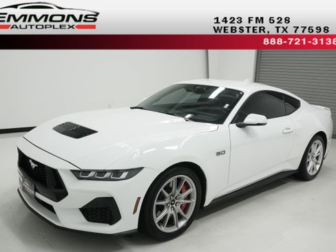 Used 2024 Ford Mustang GT Premium image 1