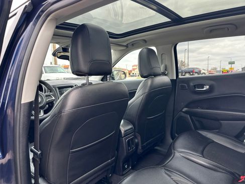 Used 2021 Jeep Compass Latitude w/ Sun and Sound Group AWD/4WD image 17