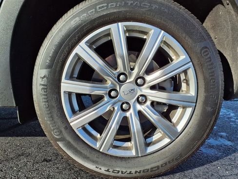 Used 2023 Cadillac XT4 Premium Luxury w/ Cold Weather Package image 39