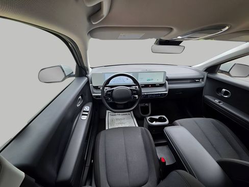Used 2024 Hyundai Ioniq 5 SE AWD/4WD image 12