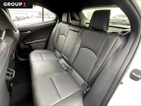 Certified 2025 Lexus UX 300h FWD image 17