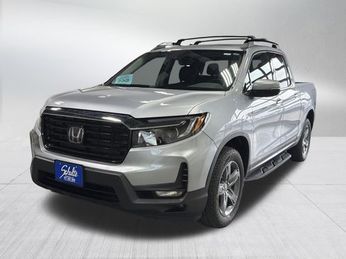 Used 2023 Honda Ridgeline RTL-E image 3