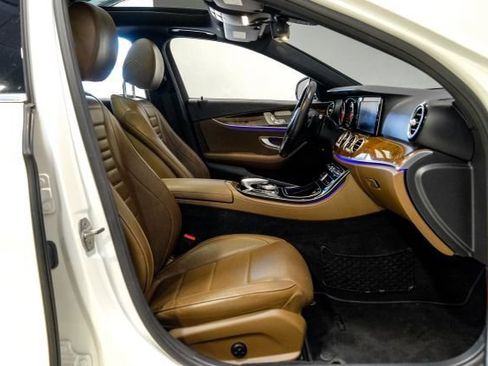 Used 2018 Mercedes-Benz E 300 w/ Premium 1 Package image 44