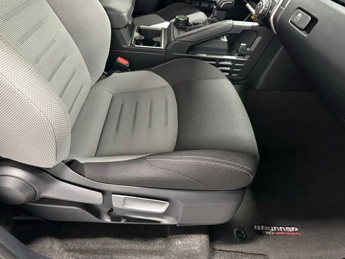 Used 2025 Toyota 4Runner TRD Off-Road image 58