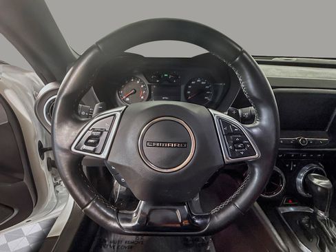 Used 2021 Chevrolet Camaro LT image 10