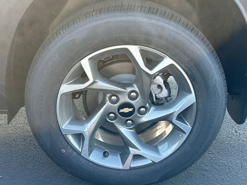 New 2025 Chevrolet Trax LT w/ Driver Confidence Package image 26