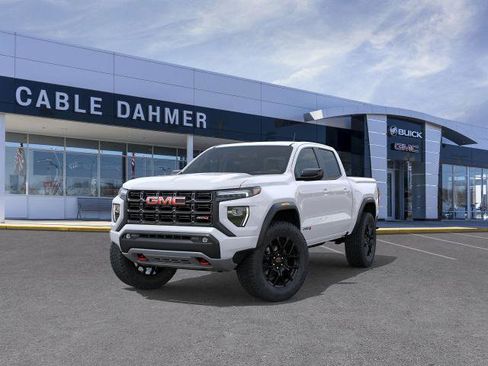 New 2025 GMC Canyon AT4 image 32