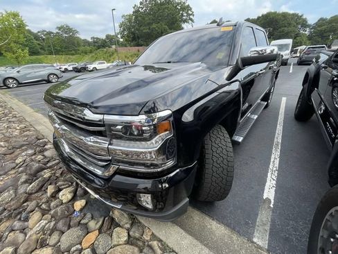Used 2017 Chevrolet Silverado 1500 High Country AWD/4WD image 7