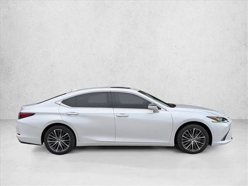 Used 2025 Lexus ES 350 w/ Premium Package FWD image 5