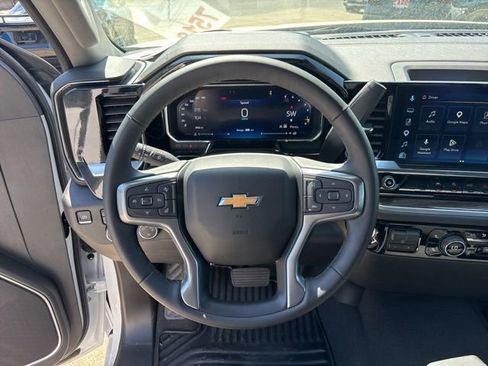 New 2026 Chevrolet Silverado 1500 LT AWD/4WD image 18