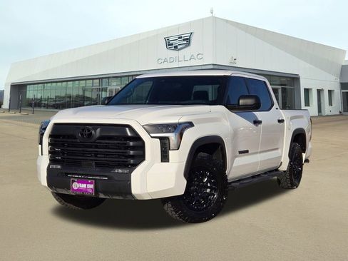 Used 2026 Toyota Tundra SR5 image 1