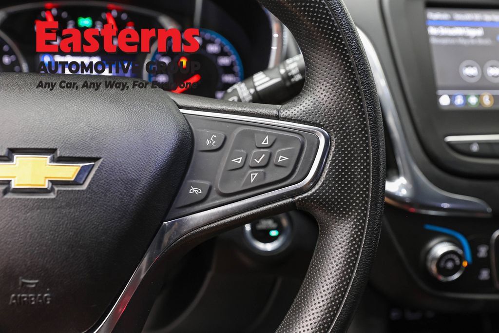 Used 2019 Chevrolet Equinox LT AWD/4WD image 17