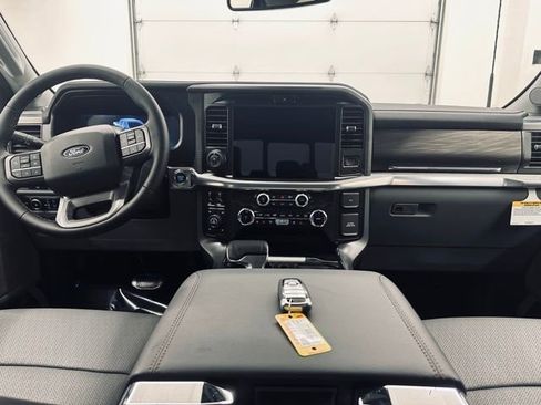 New 2025 Ford F150 Lariat w/ Equipment Group 502A High image 19