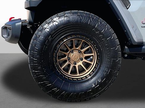Used 2018 Jeep Wrangler Unlimited Rubicon AWD/4WD image 8