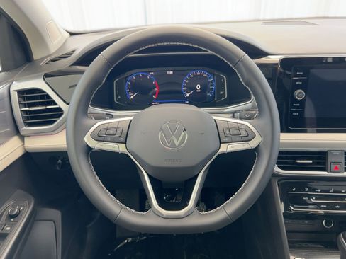New 2026 Volkswagen Taos SEL AWD/4WD image 18