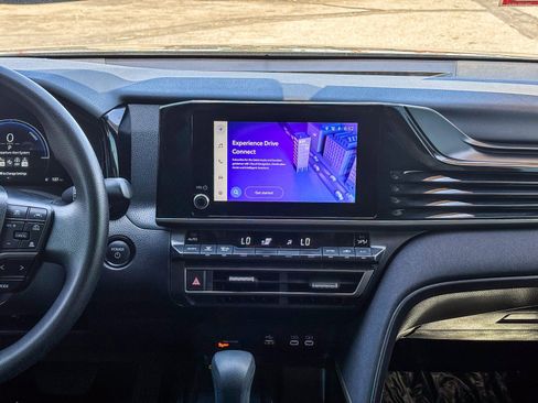 Certified 2025 Toyota Camry LE FWD image 16